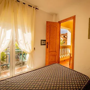 Bed and breakfast Cafe La Morena, Fuengirola